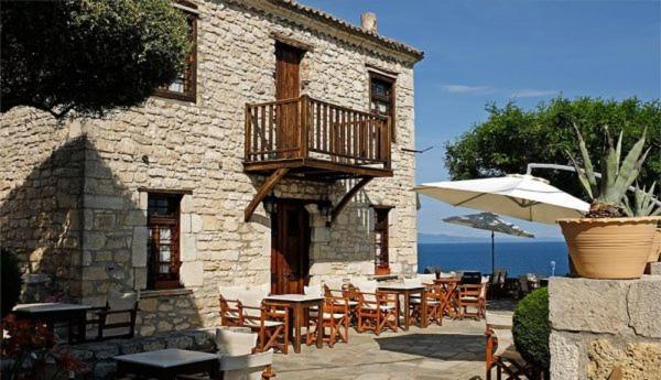 Alkyoni House In Afytos Villa Exterior photo